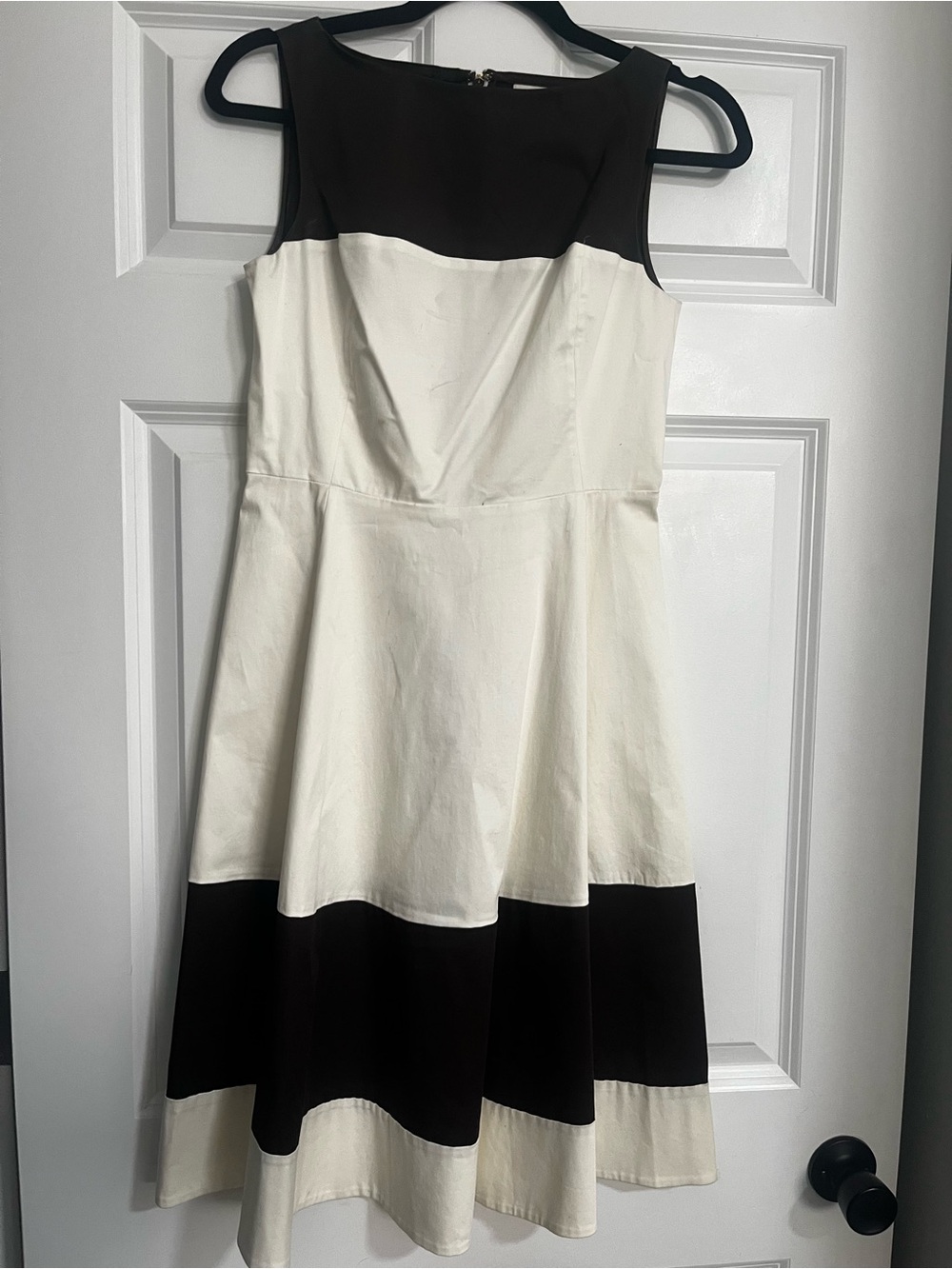 kate spade Black and White Sleeveless Fit-and-Flare Midi Dress